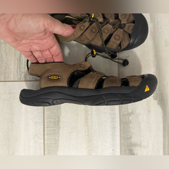 Men’s Keen Newport Leather Sandals, size 13 - Picture 4 of 10